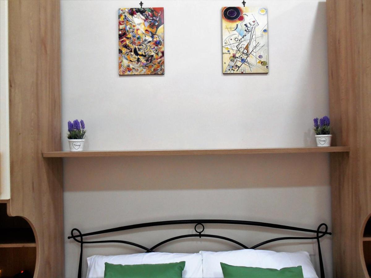 Essenza Di Napoli Bed and Breakfast Εξωτερικό φωτογραφία
