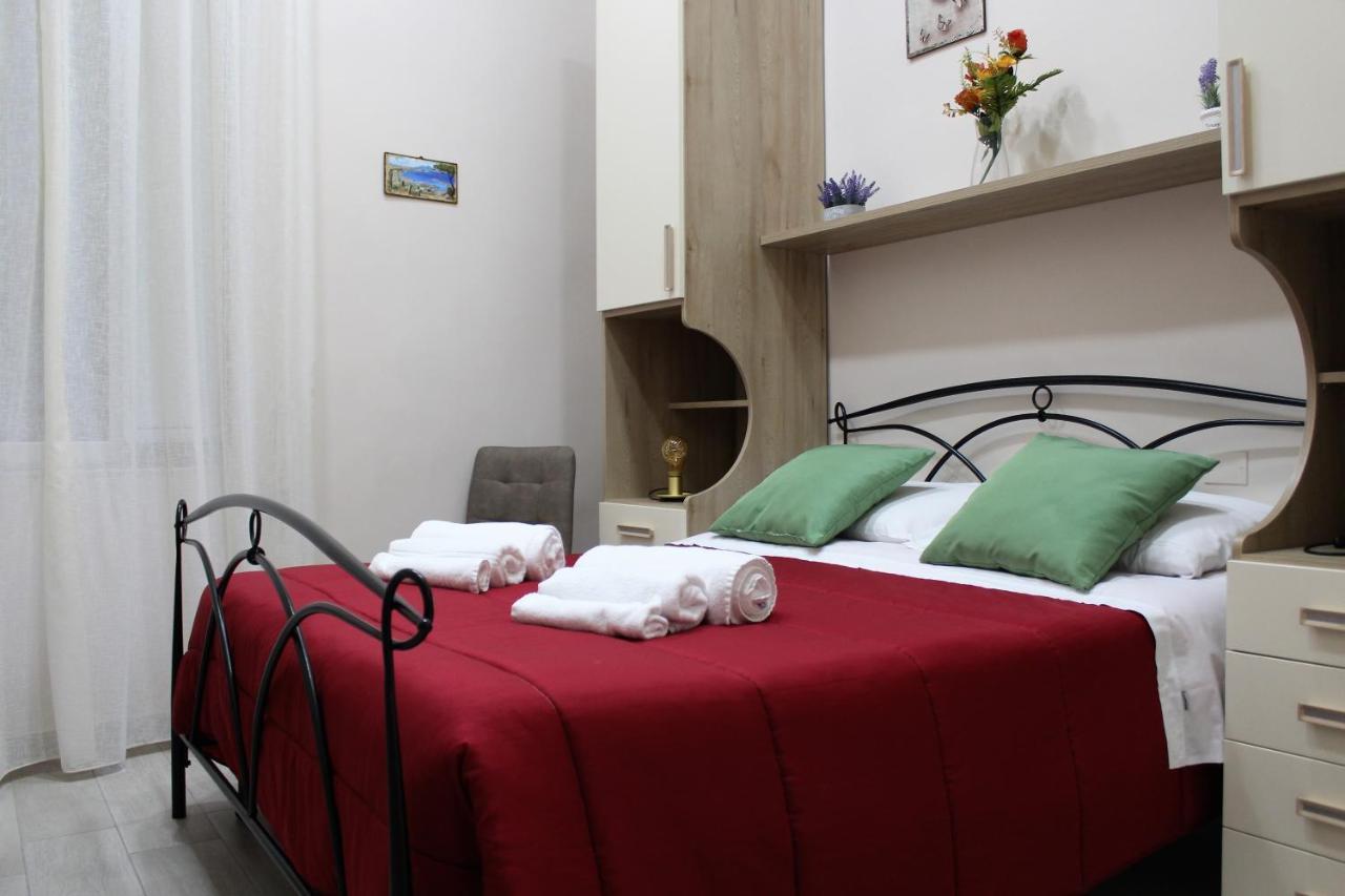 Essenza Di Napoli Bed and Breakfast Εξωτερικό φωτογραφία