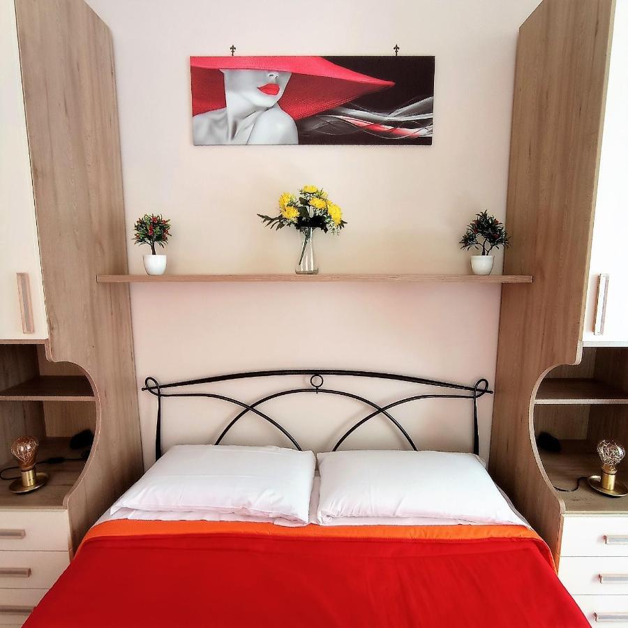 Essenza Di Napoli Bed and Breakfast Εξωτερικό φωτογραφία